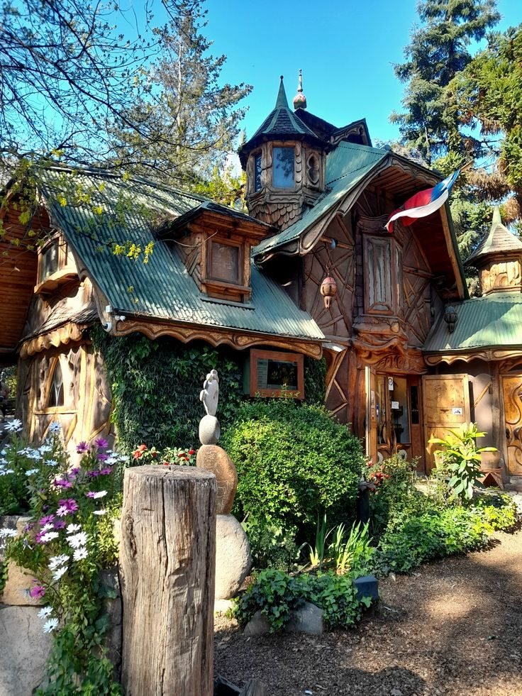 The fairy-tale wooden exterior of Casa de Chocolate in Cajón del Maipo